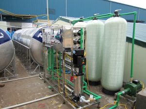 Hệ thống lọc nước sinh hoạt công suất lớn thích hợp sử dụng trong các xí nghiệp, nhà máy Hệ thống lọc nước sinh hoạt công suất lớn thích hợp sử dụng trong các xí nghiệp, nhà máy